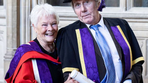 David Mills MBE receives honorary fellowship